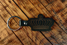 Load image into Gallery viewer, Bertone Crown Leather Key Ring